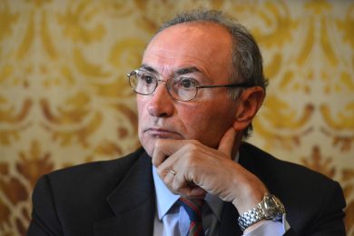 Unicredit, Federico Ghizzoni: “Se siete giovani e capaci, chiamatemi che vi assumo”