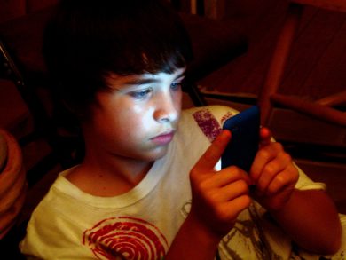 Facebook, ecco perché i teenager ci insegneranno ad usarlo