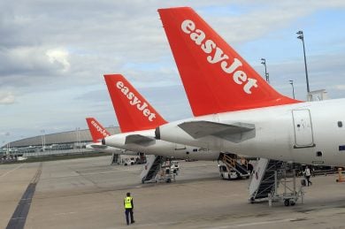 Easyjet ci lascia il bagaglio a mano, ecco perché