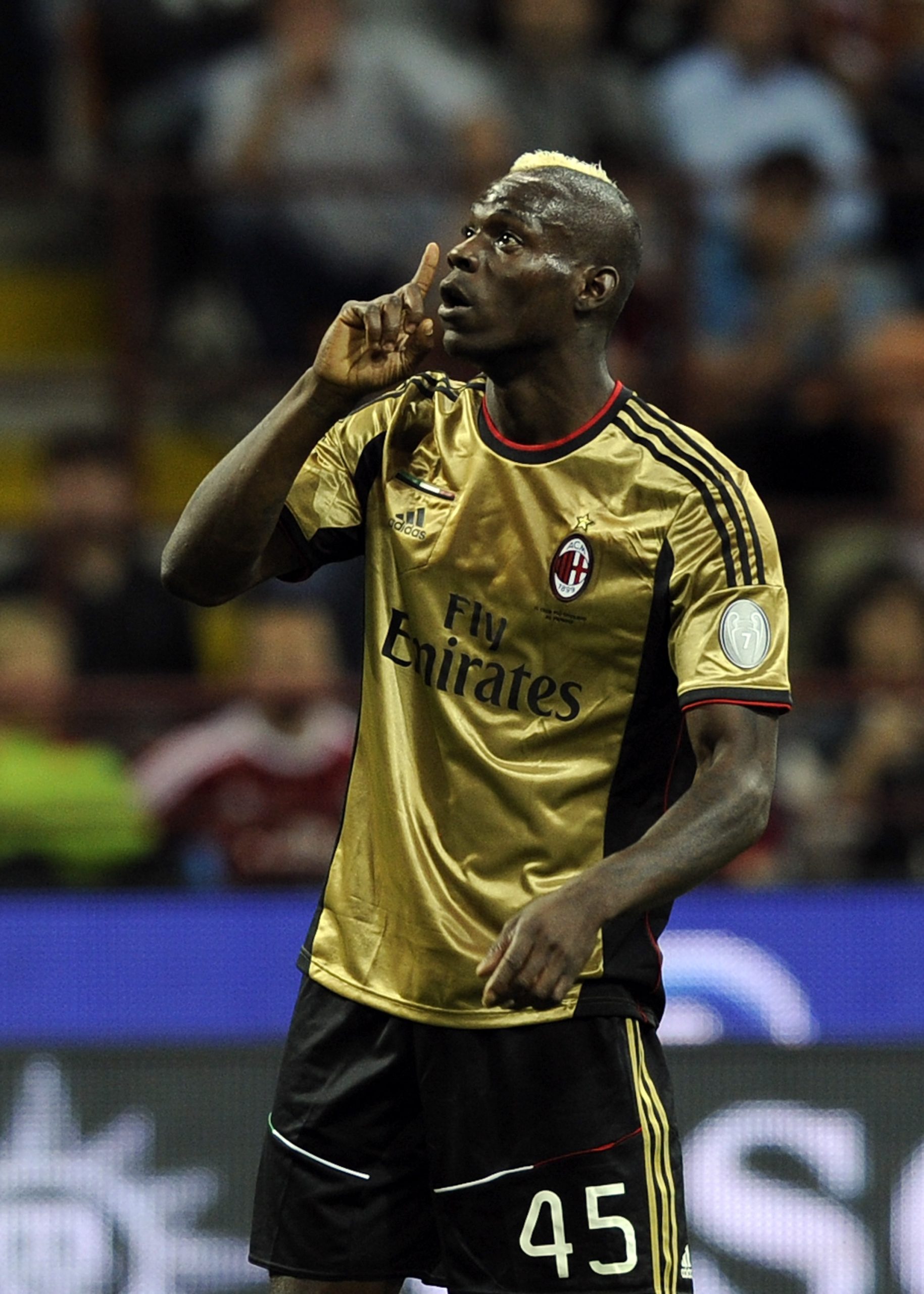 Balotelli, un girone da bersaglio