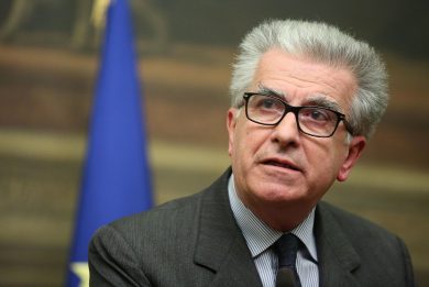 Lo Zanda pensiero per salvare il Pd