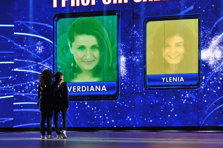 Amici 12, la De Filippi sfida Dempsey e perde. Fuori Ylenia
