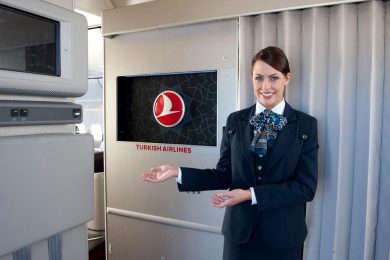 Niente rossetto rosso, siamo hostess turche