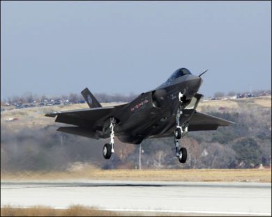 La guerra nel Pd per gli F-35