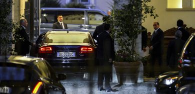 La solidarietà (anonima) del Pd a Berlusconi