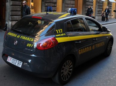 Il giocattolo rotto: tutti gli scandali del calcio italiano