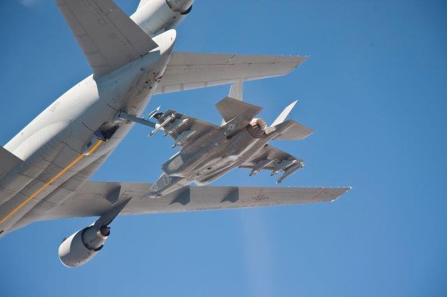 La battaglia (ideologica) per l’F-35