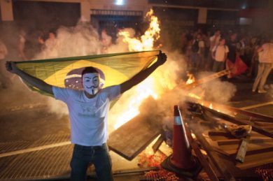 Brasile in piazza, ma non è Carnevale