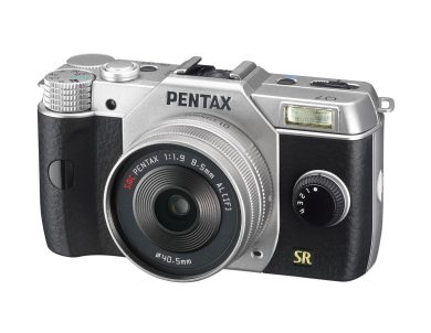 Pentax Q7, una mirrorless di ampie vedute
