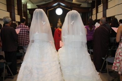 Nozze gay. Anche la Consulta preme per la riforma