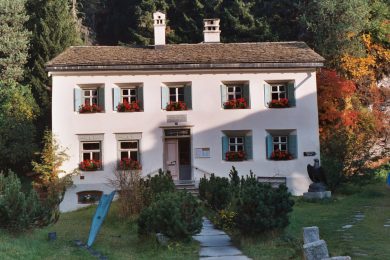 Insonnia, contesse, fiori, rospi e (forse) cocaina: le giornate di Nietzsche a Sils-Maria