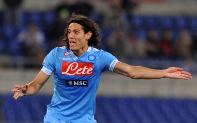 La madre di Cavani: “Sta trattando con City e Real”