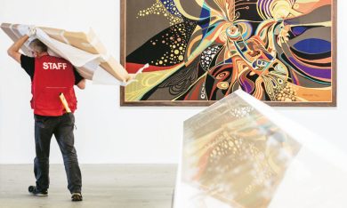 Biennale di Venezia, al Palazzo di Gioni manca la porta d’ingresso