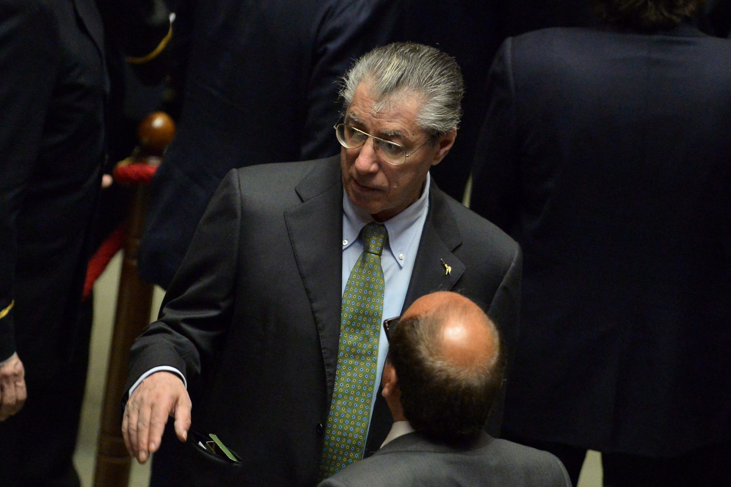 Bossi: “Mi candiderò alla guida della Lega” Bossi: “Mi candiderò alla guida della Lega”