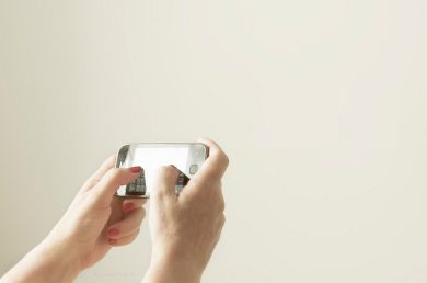 Sms addio, le app per farne a meno