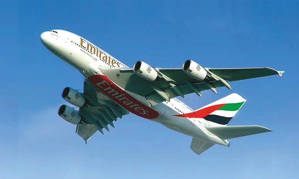 Sfida sul filo dell’euro tra Emirates e Alitalia Sfida sul filo dell’euro tra Emirates e Alitalia