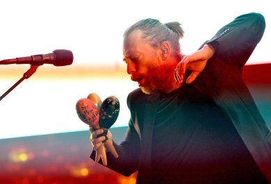 Thom Yorke è Mister maglietta ballata