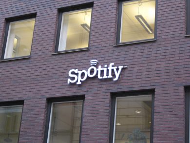 Spotify sta sconfiggendo la pirateria musicale. Ma la vera sfida è in Italia