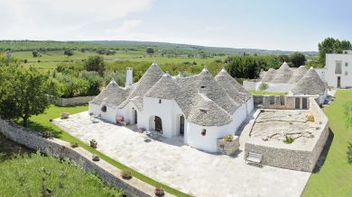 Discovering Italian culture and traditions, on holiday