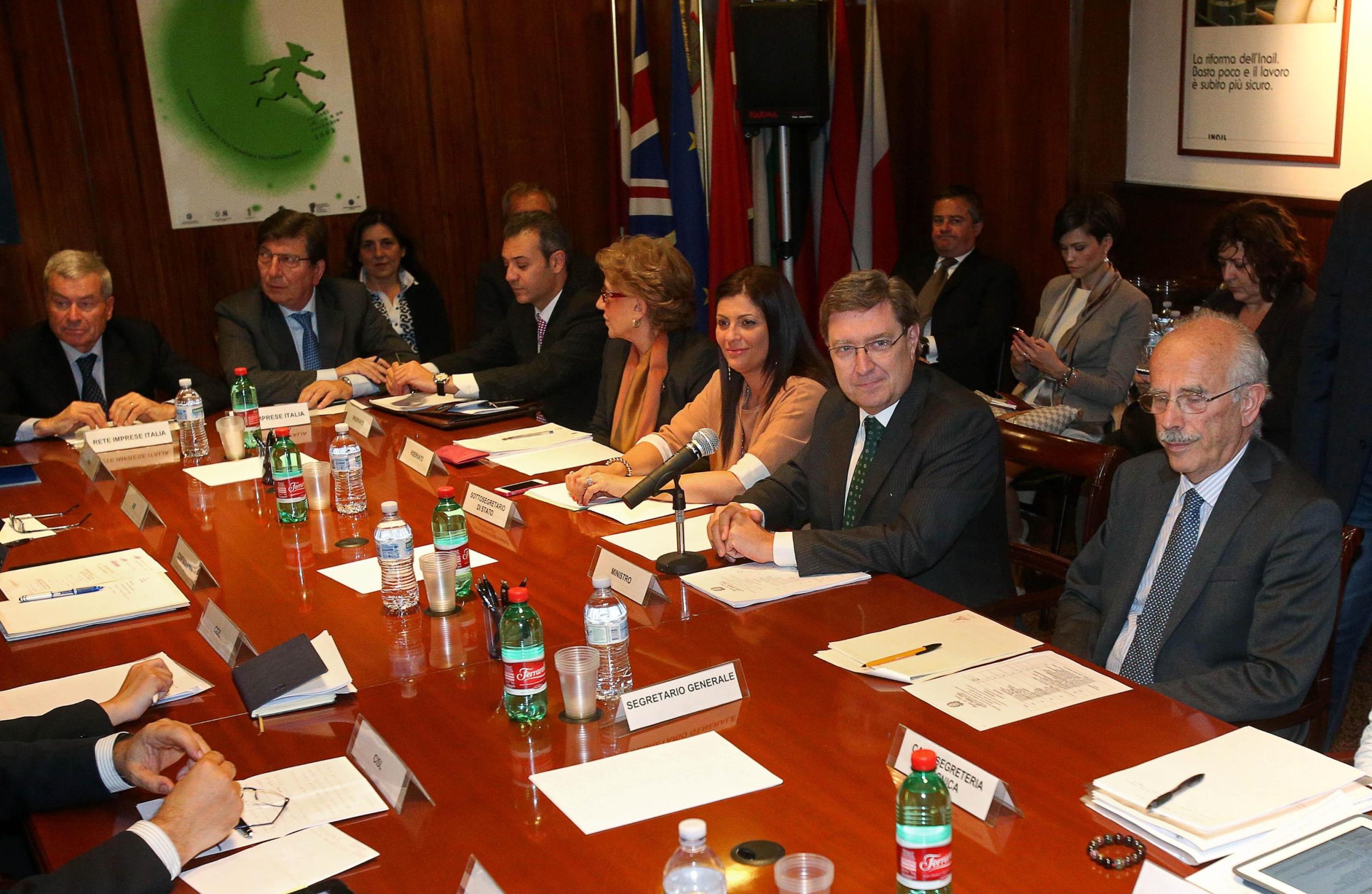 Contratti a termine: quanti sono e come funzionano in Italia, in attesa della liberalizzazione del governo