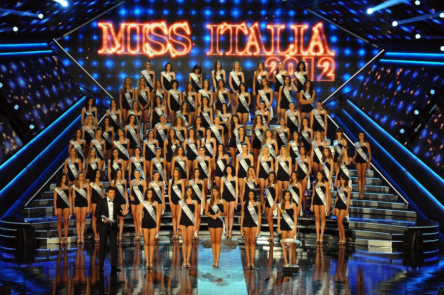 Boldrini: “Miss Italia? Scelta moderna il no della Rai”. E Fiorello difende il concorso Boldrini: “Miss Italia? Scelta moderna il no della Rai”. E Fiorello difende il concorso
