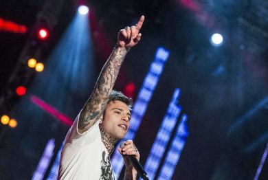 Ascolti 04/07: Fedez fa volare il Music Summer Festival Tezenis live