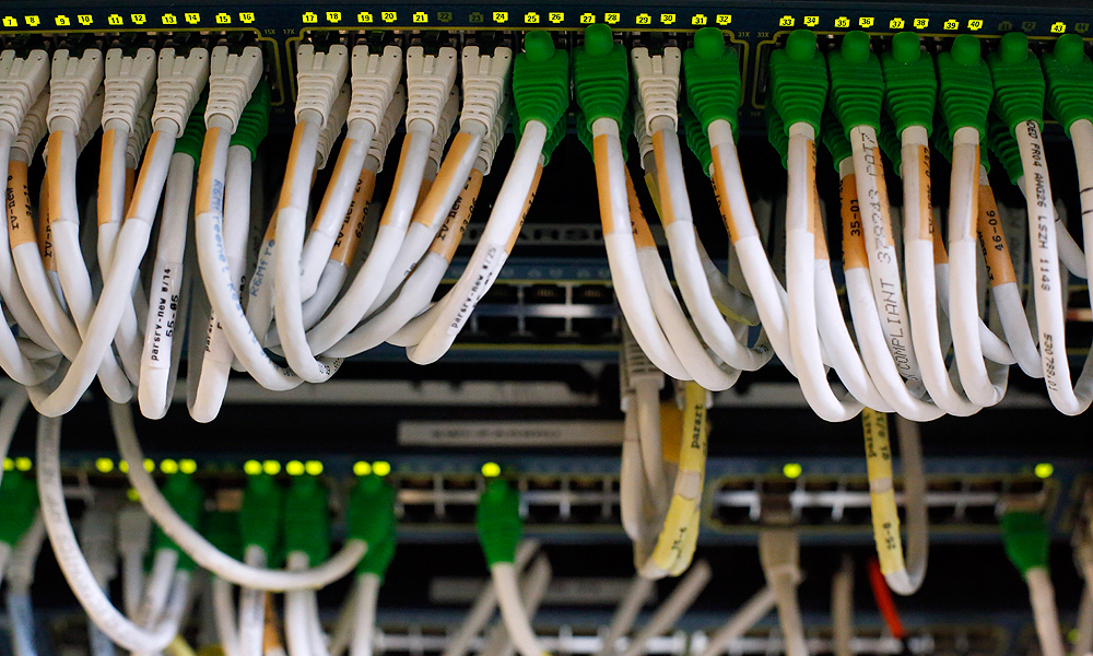 Datagate, ecco come l’NSA spia telefoni e Internet in Germania e Italia Datagate, ecco come l’NSA spia telefoni e Internet in Germania e Italia