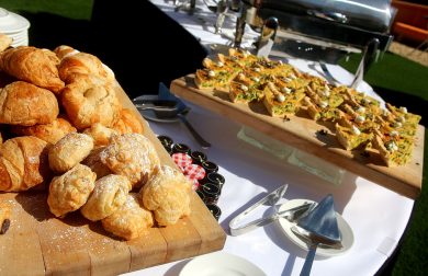 Tutti pazzi per il “brinner”, la colazione alle 20