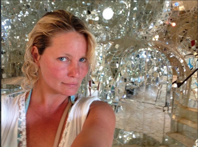 Flavia Vento: la figlia dei fiori della politica italiana