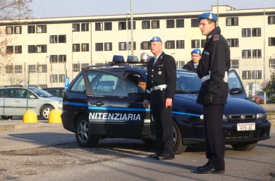 Allarme suicidi tra gli agenti della Polizia Penitenziaria