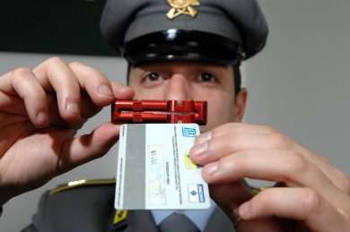 Carte di credito: dieci regole per difendersi dalle frodi