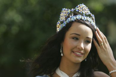 A Miss Islanda si sono iscritte anche nonne, donne incinte e uomini