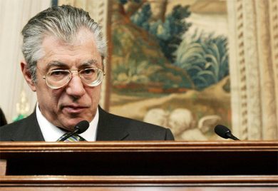 Bossi lancia Giorgetti segretario