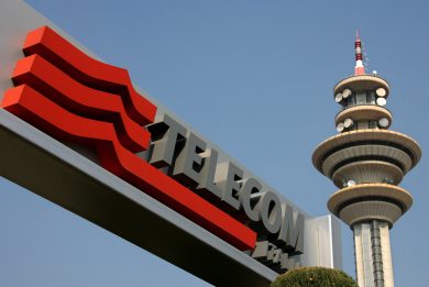 Telecom Italia diventa spagnola: à Telefónica la maggioranza