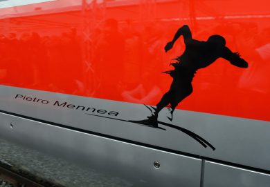 La statua a Mennea e quegli altri atleti monumentali
