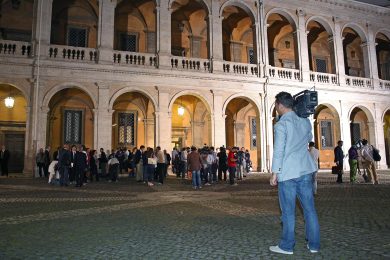 Giunta Senato, la notte porta consiglio