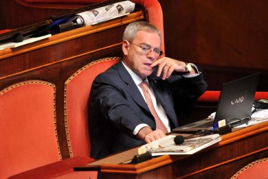 “Io al Senato al posto di Berlusconi”
