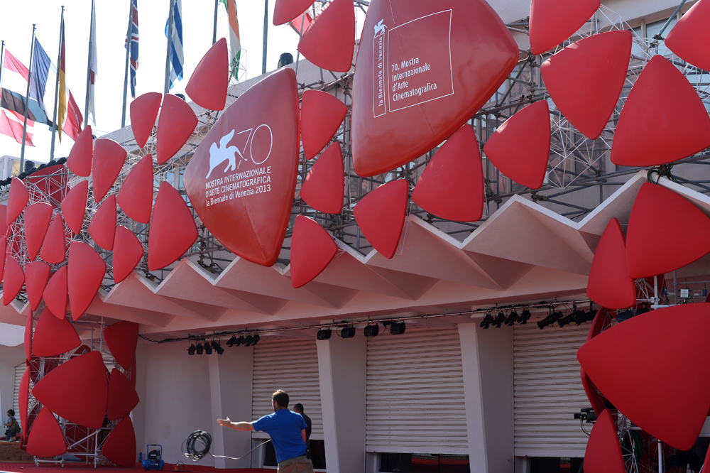 Oltre Venezia 2013: il cinema, business in crisi