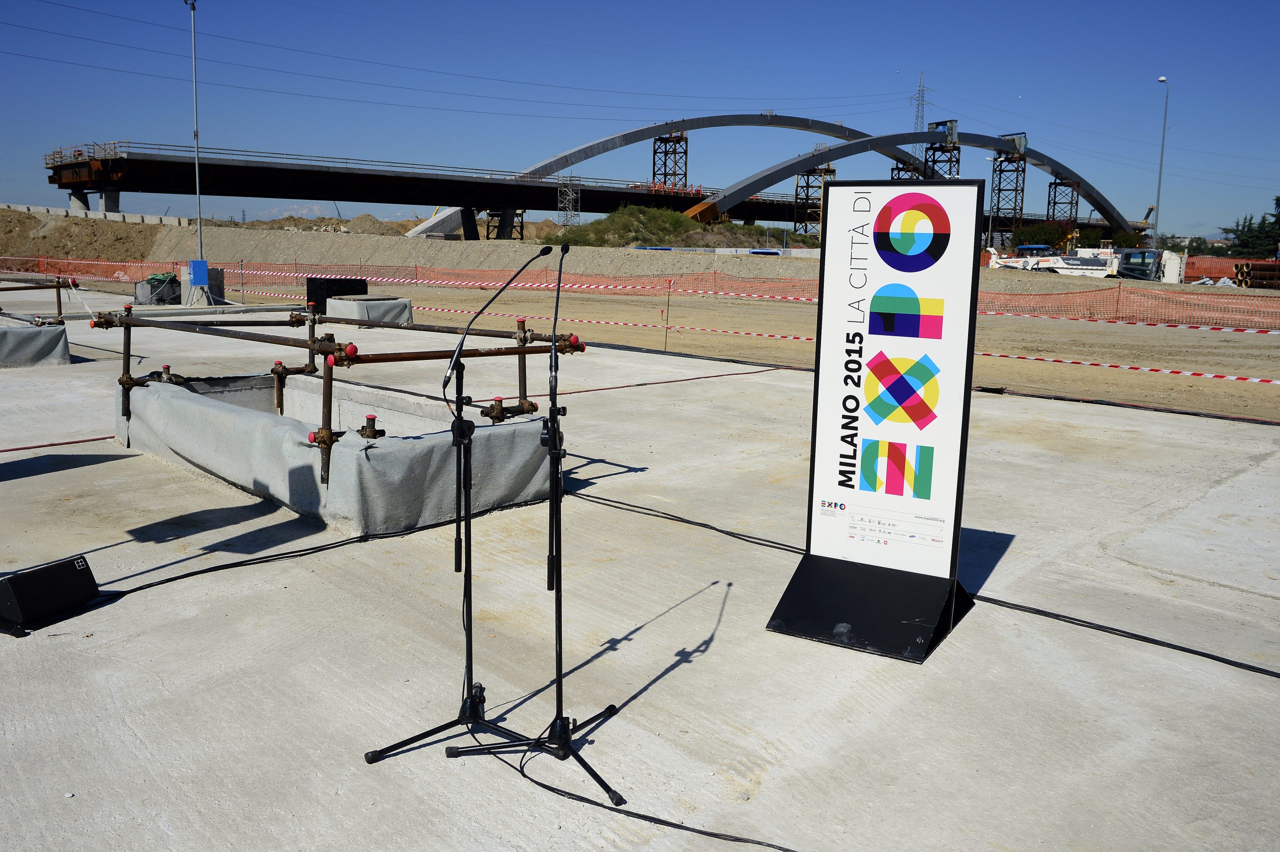 Caduti a Pero. Cablogramma per nulla serio sull’Expo 2015