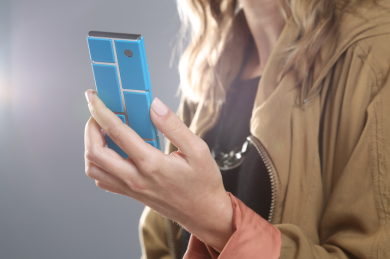 Motorola lavora al cellulare componibile che non invecchia mai