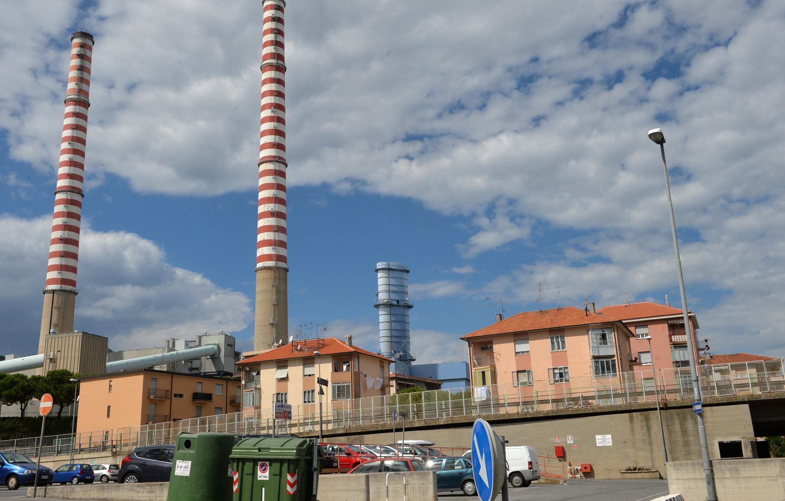 Vado Ligure, sulla centrale a carbone di De Benedetti indaga l’Antimafia