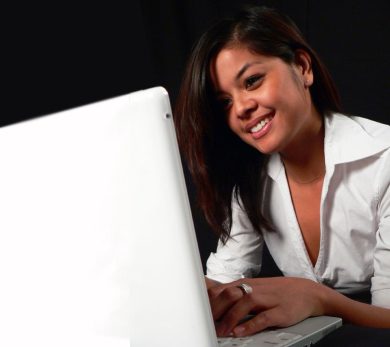 Samsung, quei commenti sono falsi!