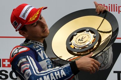 MotoGp: crollo Marquez, Mondiale riaperto