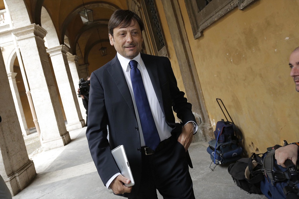 Decadenza, si avvicina il voto (palese) e torna aria di crisi