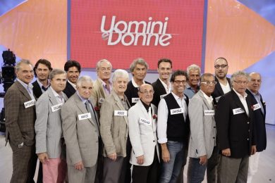 Uomini e Donne 2013, proposte di matrimonio mancate e prime coppie “over”