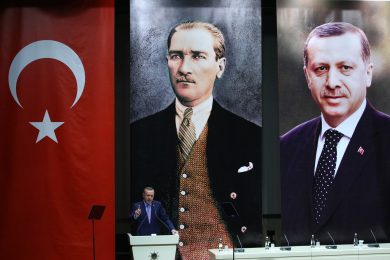 La Turchia si rimette il velo