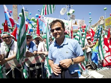 Tassare il ceto medio: lo sport del Pd