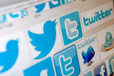 Twitter, chi usa il nano dei social network