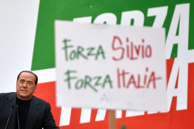 Esclusivo/Berlusconi: “Non mollo neanche se mi ammazzano”