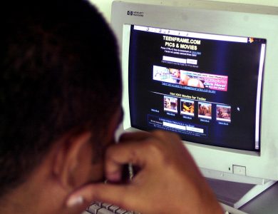 Porno online: arrivano le Feste e cambiano le abitudini
